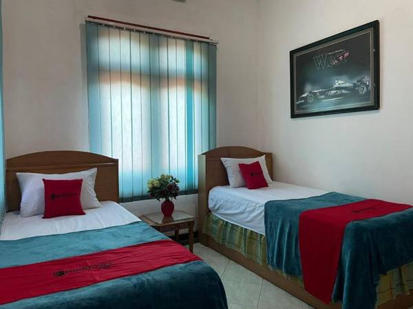 RedDoorz Syariah @ Karang Pilang