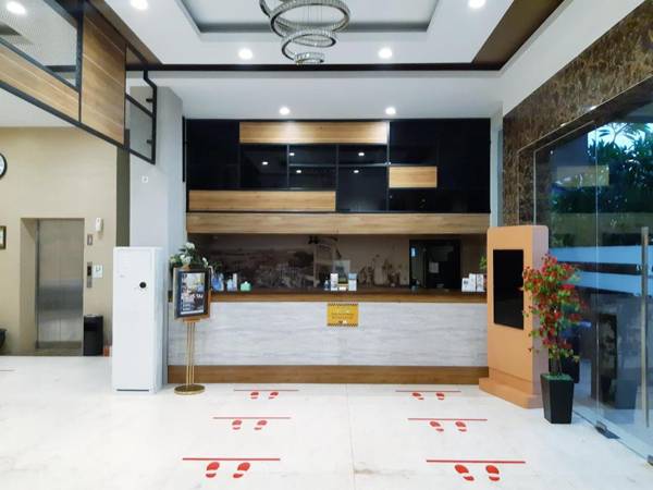Triizz Hotel Semarang by Royal Singosari