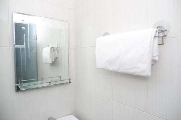 OYO 1284 Executive Residence