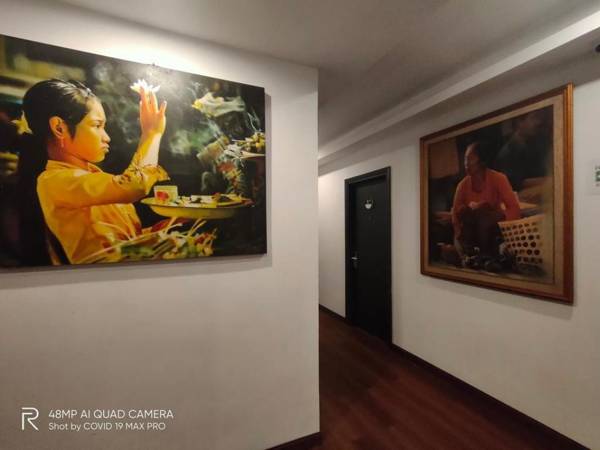 Front One Boutique Tugu Muda Semarang