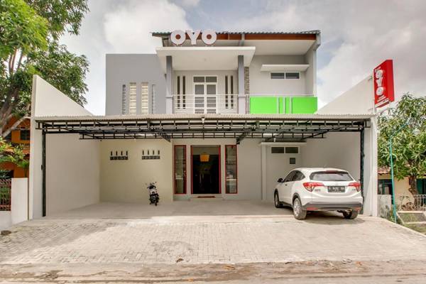 OYO 3170 Songo Residence