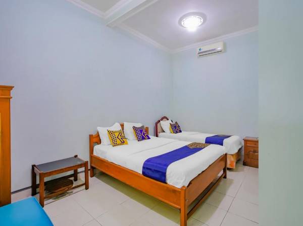 SPOT ON 90100 Hotel Kediri Bandungan