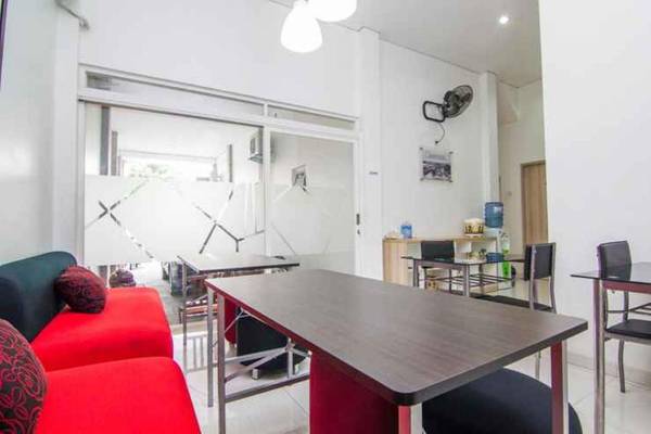 Oemah Djari Guest House Semarang