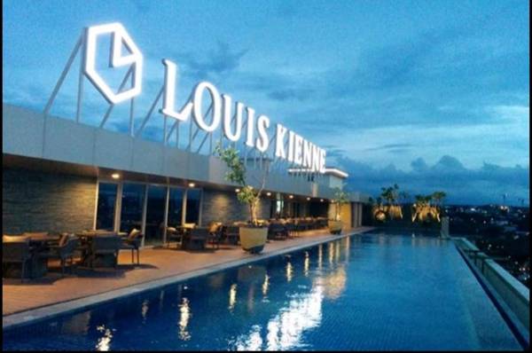 Louis Kienne Simpang Lima Apartment