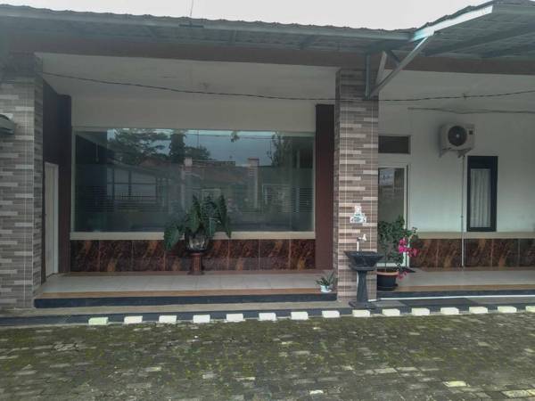 Travelista Homestay Semarang RedPartner