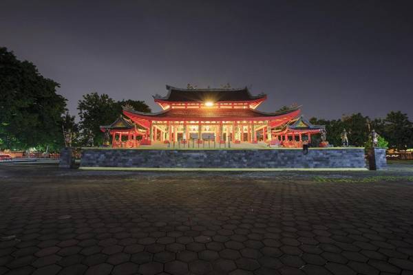 Omah Madam Bed & Breakfast