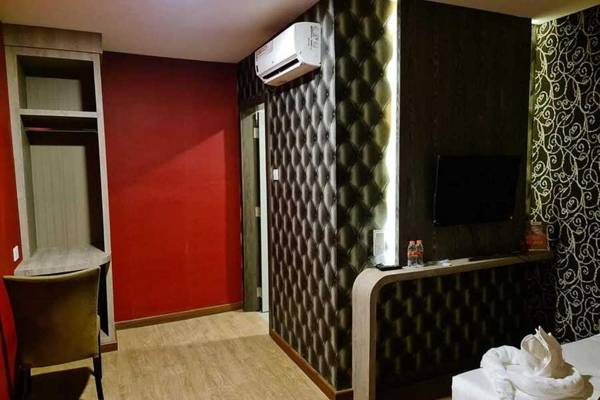RedDoorz Plus near Nagoya Hill Batam 6