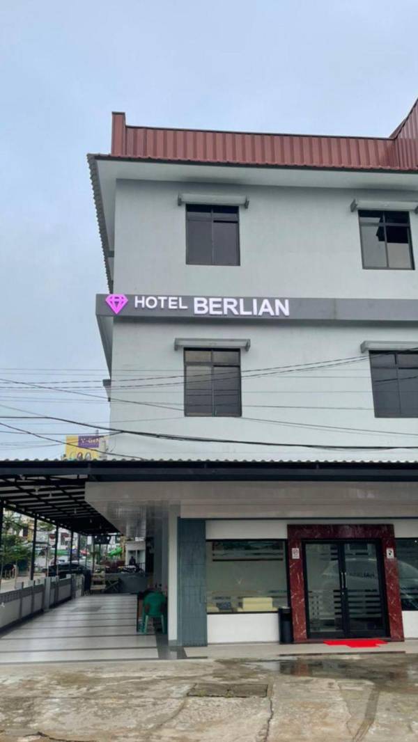 Hotel Berlian
