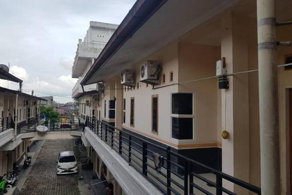 OYO 91647 Sanina Residence