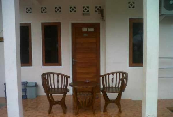 Fajar Home Stay Batukaras