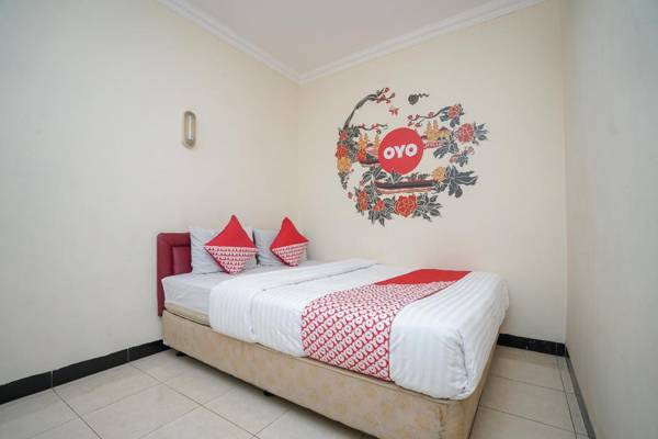 OYO 448 Hotel Central