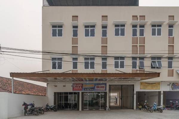 RedDoorz Plus near UIN Raden Fatah Palembang