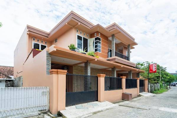 OYO 2898 kost Irfani