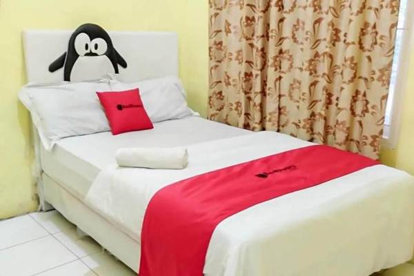 RedDoorz near Simpang Airport Palembang