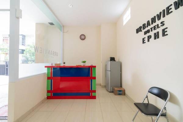 Urbanview Hotel Ephe Palembang