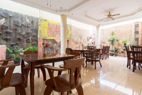 OYO 1030 Hotel Bumi Asih