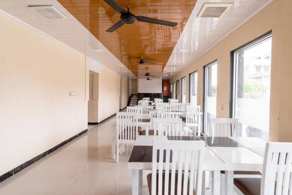 Urbanview Hotel Syariah Residence Medan