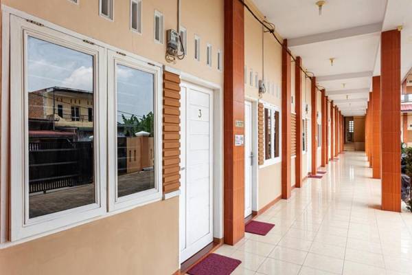 RedDoorz Syariah @ Jalan Letda Sujono Tembung