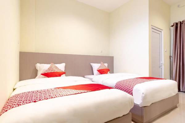 OYO 1185 Bukit Toedjoeh Residence Syariah