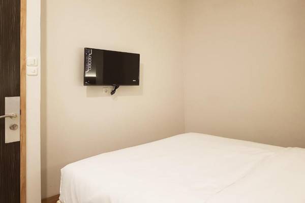 OYO 90015 Platinum Guest House