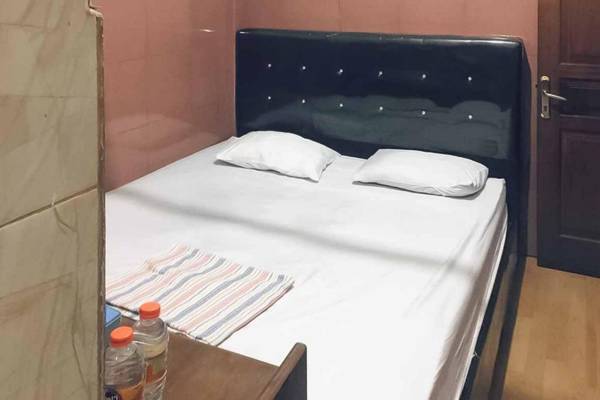 Edbert Guesthouse near Lotte Grosir Medan RedPartner