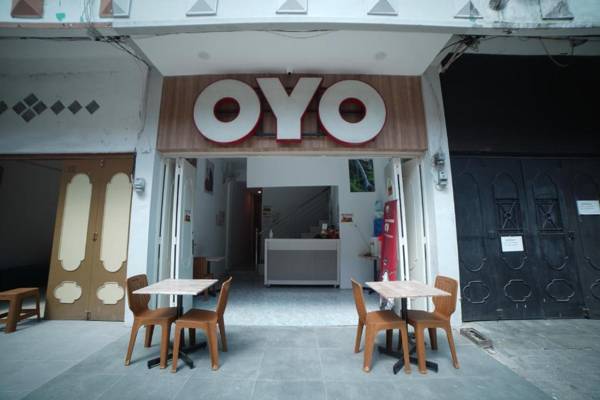 OYO 90830 Multatuli Guest House