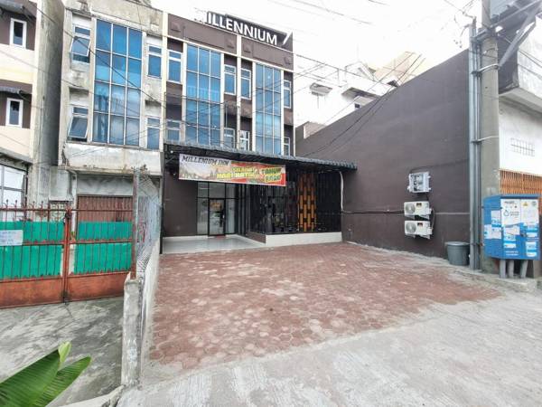 OYO 90874 Millenium Inn 2