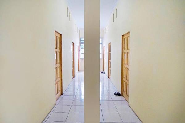 OYO 91435 Berliany Home 2