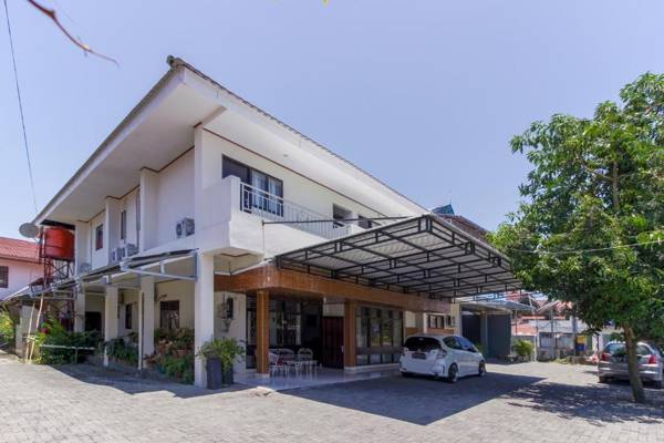 RedDoorz near Sam Ratulangi Airport Manado