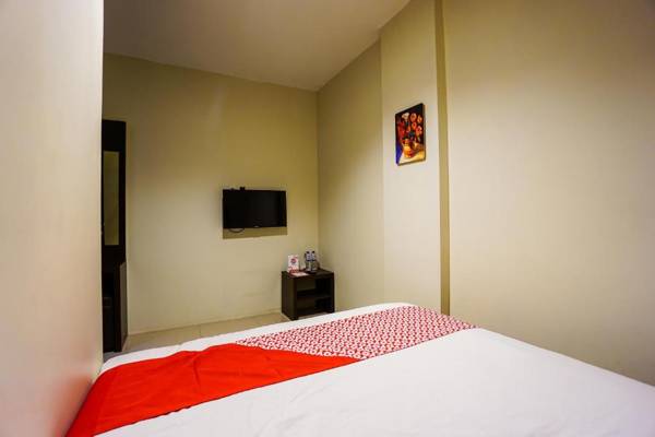 Vaccinated Staff - OYO 1769 Rid's Hotel