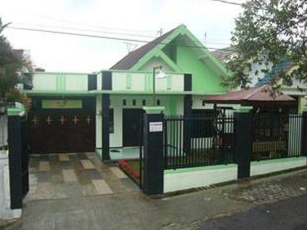 Villa Keluarga "Pondok Daun"