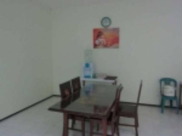 Villa Keluarga "Pondok Daun"