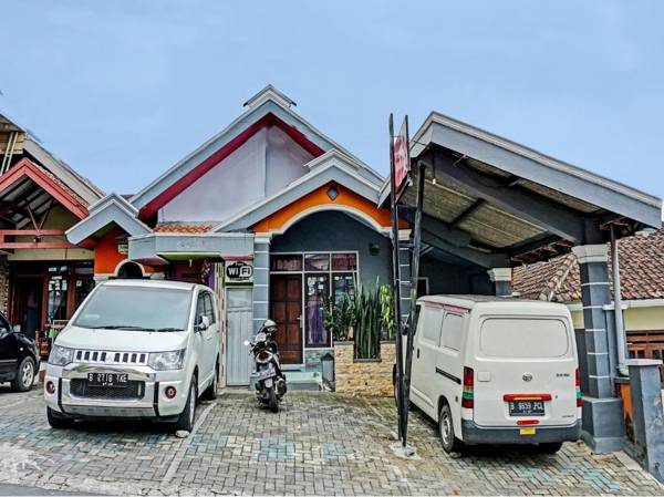 OYO 91285 Darmo Homestay