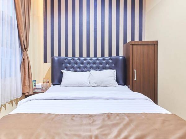 Front One Inn Malang