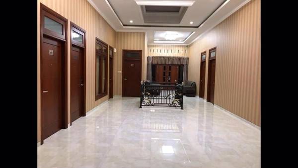 Hillside Suite Guest House