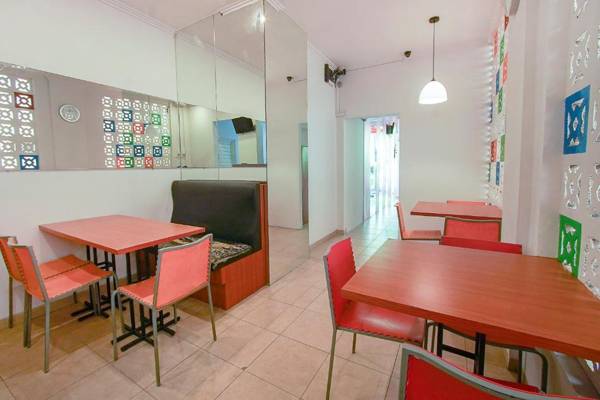 Urbanview Hotel Fif Fa Kauman Malang