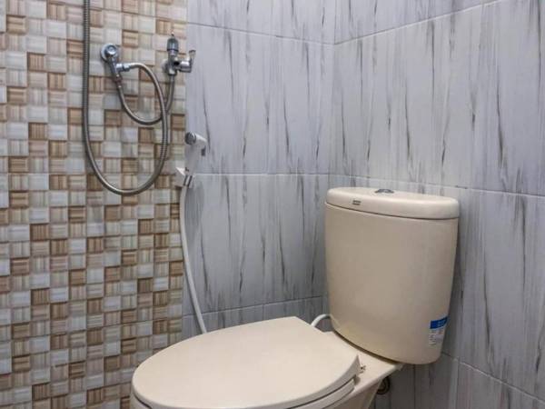 RedDoorz Syariah near Batu Night Spectacular 2