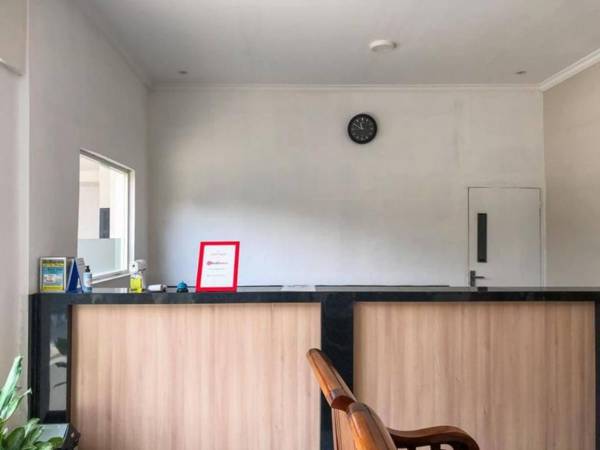 RedDoorz Syariah near Batu Night Spectacular 2