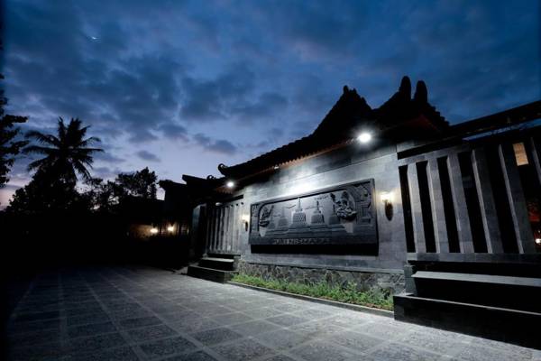 PURI NISMARA BOROBUDUR