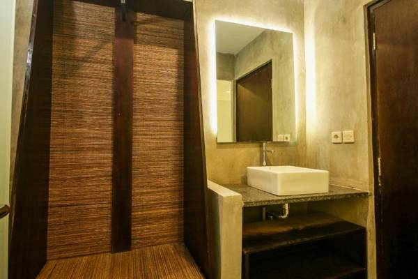 Watu Agung Guest House