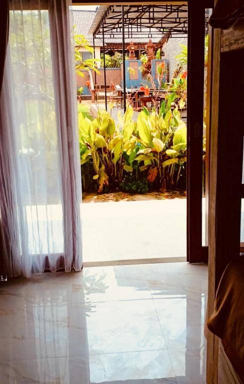 Dream Beach Hostel Lembongan