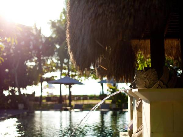 The Sandi Phala Beach Resort and Ma Joly Restaurant