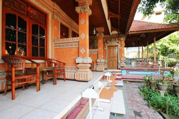 Taman Mekar Beach Inn 2