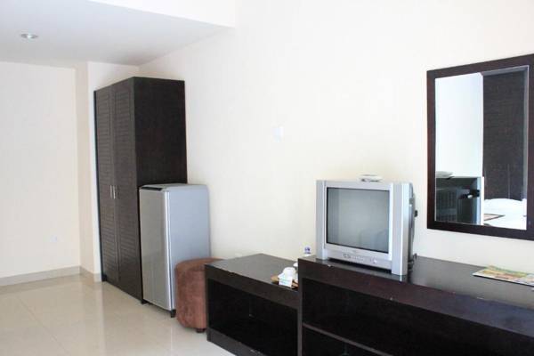 Taman Tirta Ayu Pool and Mansion