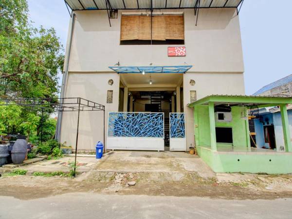 OYO 90725 Zeevanna Guest House Syariah