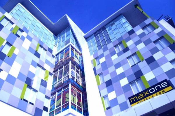 MaxOne Signature Glodok Jakarta