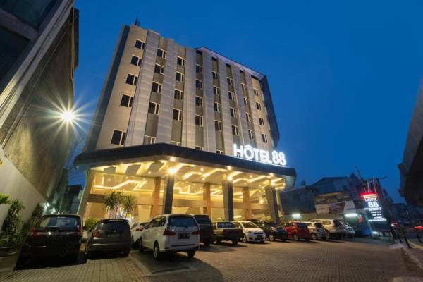 Hotel 88 ITC Fatmawati Jakarta