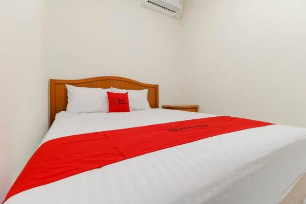 RedDoorz Plus near Ciputra World Kuningan 2