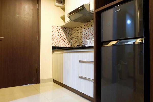 Modern Studio Apt near MT Haryono By Travelio