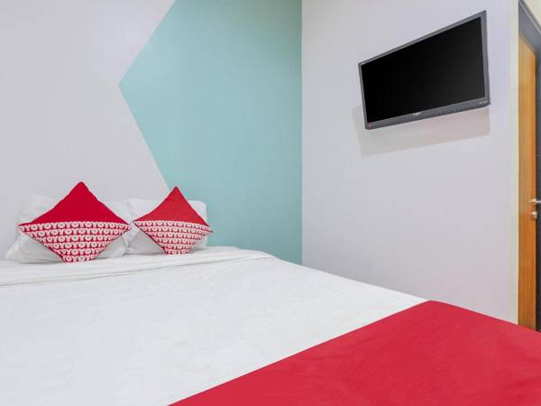 OYO 127 W Residence